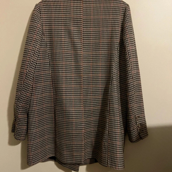 Free People Uptown Girl Houndstooth Blazer, size large - Picture 3 of 6